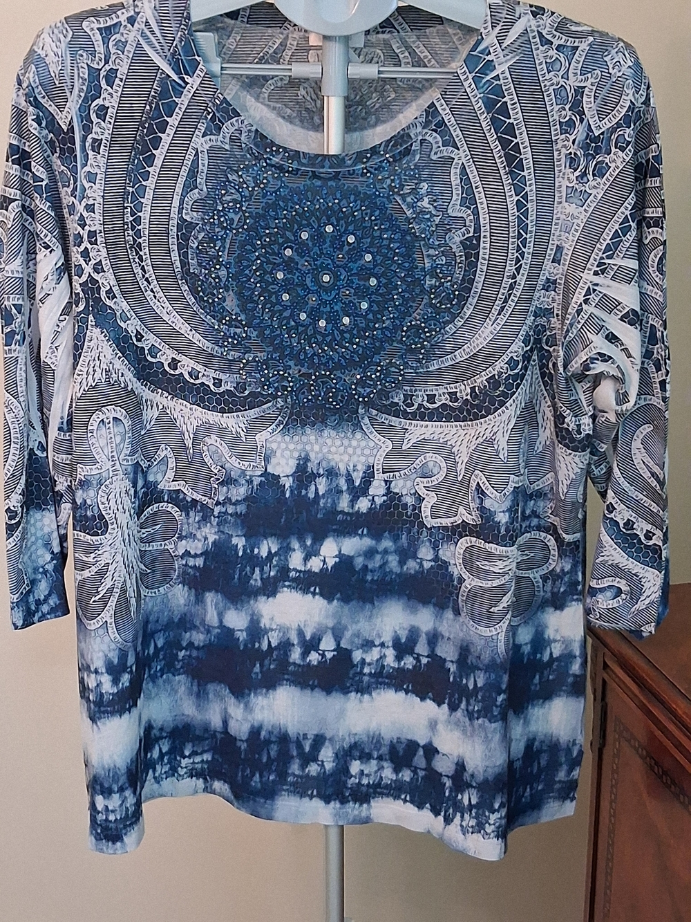 Chico's Blue and White 3/4 Sleeve Mandala-Print Tee